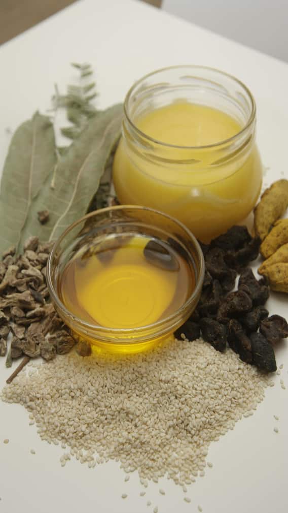 घरात अशा प्रकारे बनवू शकता दाणेदार देशी तूप