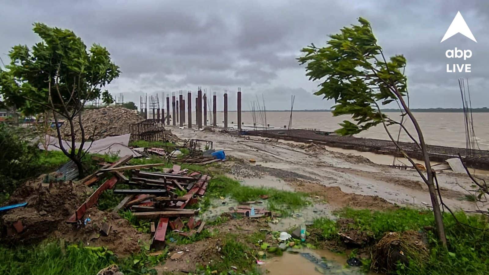 Cyclone Montha Impact in AP: మొంథా తుఫాన్ ముప్పు.. ఈ 30 వరకు ప్రభుత్వ ఉద్యోగుల సెలవులు రద్దు