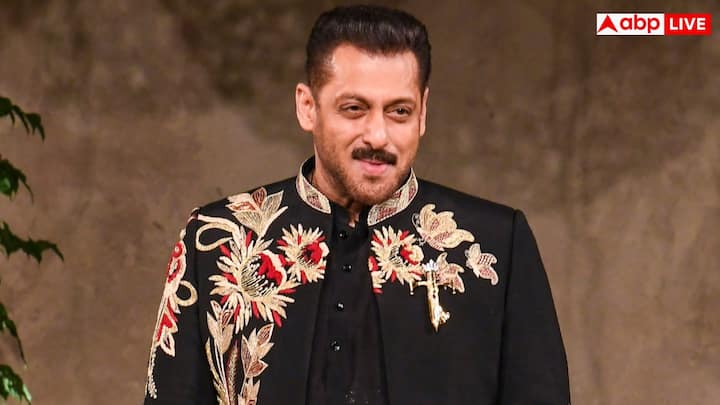 Bollywood's Bhaijaan Salman Khan is suffering from a disease called Trigeminal Neuralgia, which is 