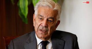 'अफगानिस्तान संग शांति समझौता नहीं हुआ तो खुल कर होगी जंग', पाकिस्तान के रक्षा मंत्री ने दी धमकी