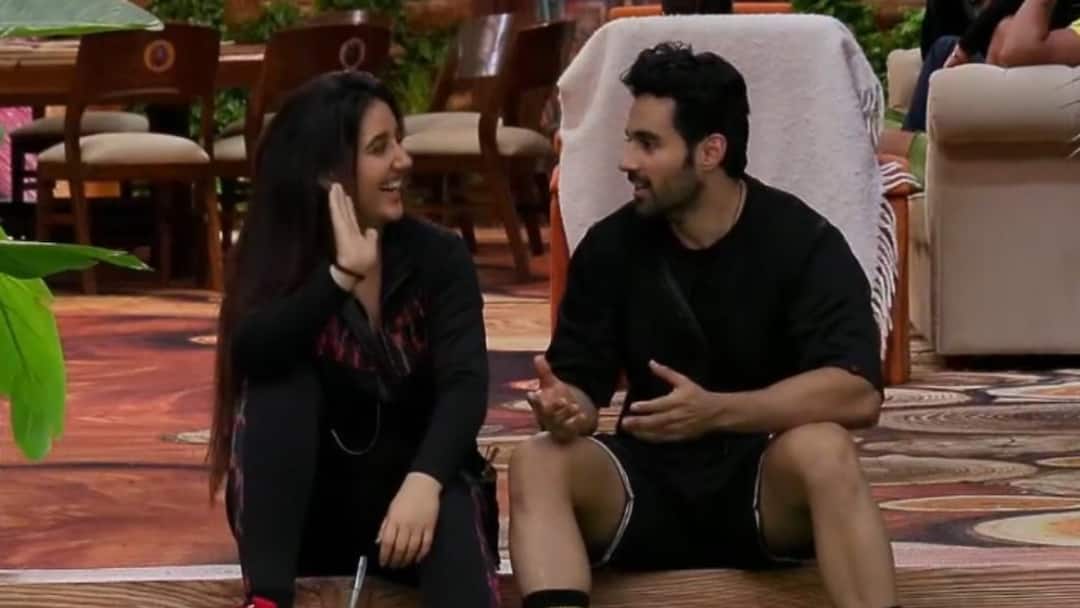 Bigg Boss 19 Housemates Surprise Abhishek Bajaj With Heartwarming Birthday Celebration Bigg Boss 19 Housemates Surprise Abhishek Bajaj With Heartwarming Birthday Celebration