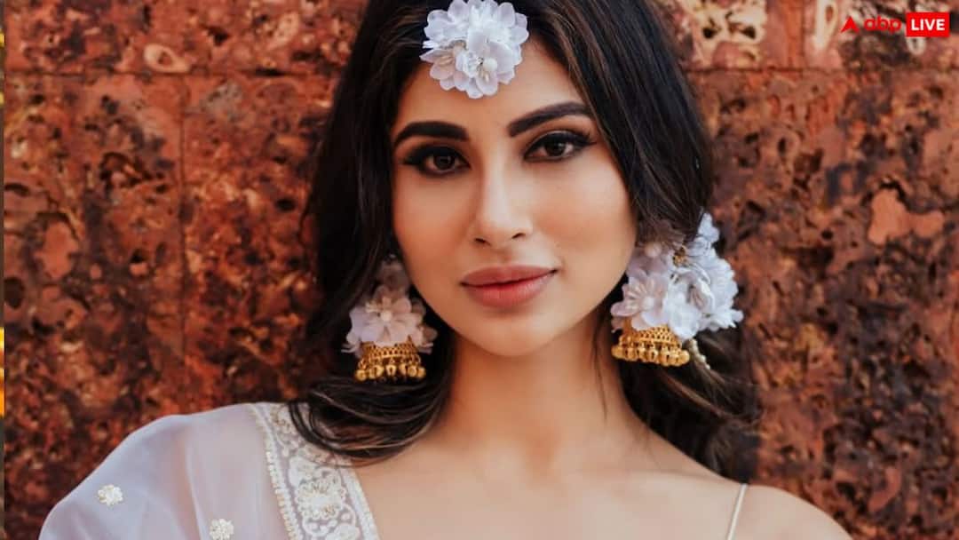 झालमुरी से लेकर कांदा भजिया तक, मौनी रॉय के 'बदमाश' के मेन्यू में हैं ये डिशेज, लेकिन कीमत जान पकड़ लेंगे माथा