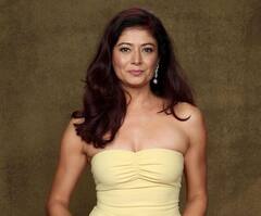 49 साल की ये एक्ट्रेस आज भी हैं हुस्न परी, पहली ही फिल्म ने निकाला था बजट का 400%, देखें तस्वीरें