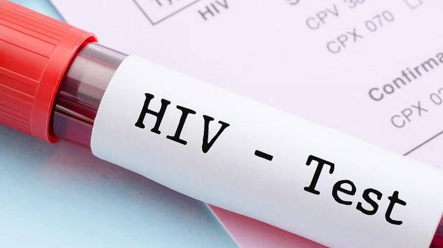 5 Children Test HIV-Positive: ਸਰਕਾਰੀ ਹਸਪਤਾਲ ਦੀ ਵੱਡੀ ਲਾਪਰਵਾਹੀ, ਖੂਨ ਚੜ੍ਹਾਉਣ ਤੋਂ ਬਾਅਦ 5 ਬੱਚੇ ਹੋਏ HIV ਪਾਜ਼ੇਟਿਵ; ਹਾਈ ਕੋਰਟ ਨੇ ਲਿਆ ਨੋਟਿਸ... Jharkhand News: 5 children with thalassemia test HIV-positive; blood transfusion check all details inside 5 Children Test HIV-Positive: ਸਰਕਾਰੀ ਹਸਪਤਾਲ ਦੀ ਵੱਡੀ ਲਾਪਰਵਾਹੀ, ਖੂਨ ਚੜ੍ਹਾਉਣ ਤੋਂ ਬਾਅਦ 5 ਬੱਚੇ ਹੋਏ HIV ਪਾਜ਼ੇਟਿਵ; ਹਾਈ ਕੋਰਟ ਨੇ ਲਿਆ ਨੋਟਿਸ...