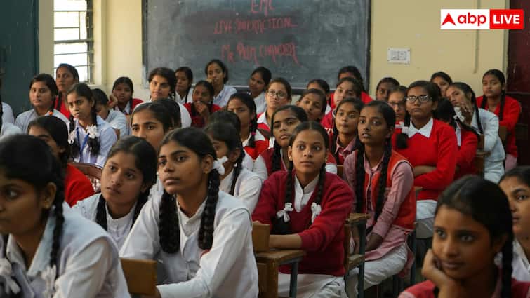 नवंबर में कितने दिन बंद रहेंगे स्कूल,देख लें पूरी लिस्ट नवंबर में कितने दिन बंद रहेंगे स्कूल,देख लें पूरी लिस्ट