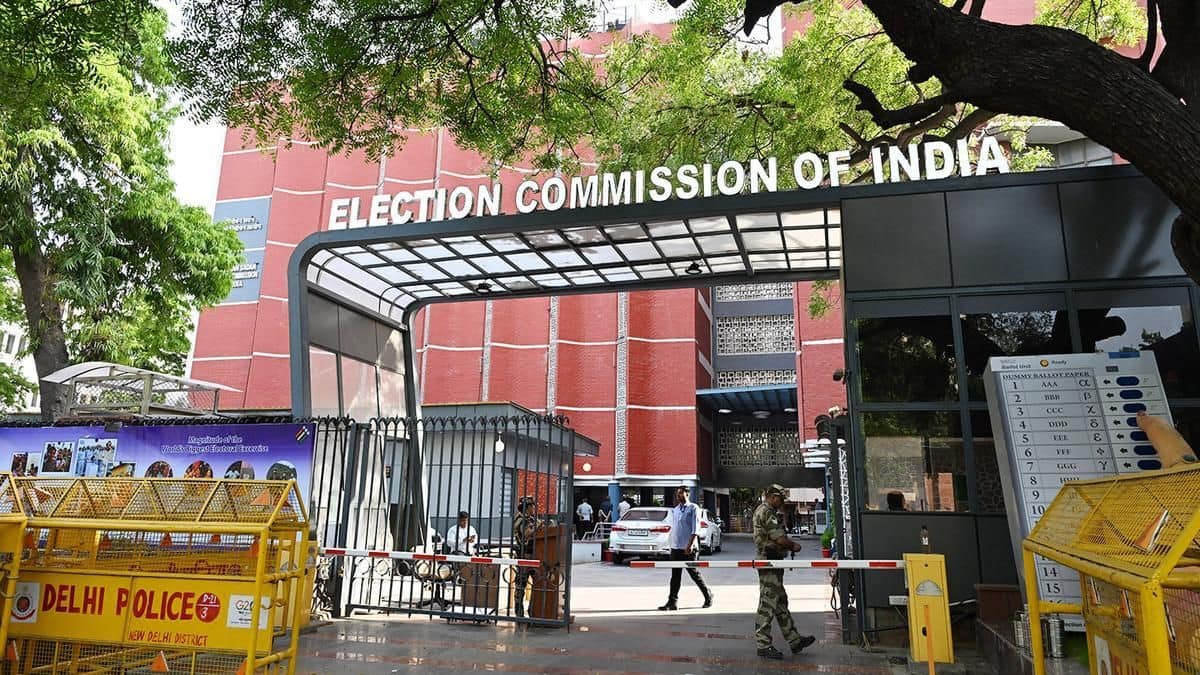 West Bengal Voter Verification: EC Flags Errors As Enumeration Returns Drop Sharply