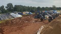 நெல் கொள்முதல் செய்ய காலதாமதம்... காத்துக்கிடக்கும் விவசாயிகள் வேதனை