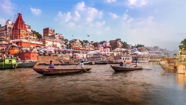 यह खास टूर पैकेज VARANASI & AYODHYA नाम से शुरू किया गया है और इसका पैकेज कोड WMA64 है. इस पैकेज के तहत यात्रियों को वाराणसी, अयोध्या, प्रयागराज और लखनऊ के प्रमुख धार्मिक स्थलों के दर्शन कराए जाएंगे.