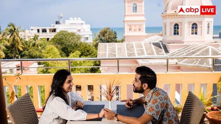 आज के समय पर हर किसी की पर्सनल लाइफ है. ऐसे में एक मैच्योर पार्टनर इस बात को बखूबी समझता है और दूसरे इंसान को उसका पर्सनल स्पेस देता है और उसकी चॉइसेज की रिस्पेक्ट करता है.