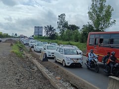 Traffic Update : दिवाळीच्या सुट्ट्या संपल्या, चाकरमान्यांचा मुंबई पुण्याकडे परतीचा प्रवास सुरु, सातारा पुणे दरम्यान वाहनांची मोठी गर्दी