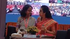 Watch Video: என்னம்மா இப்டி பண்றீங்களேம்மா? மத்திய அமைச்சர் முன்பே சீட்டுக்காக சண்டை போட்ட பெண் அதிகாரிகள்!