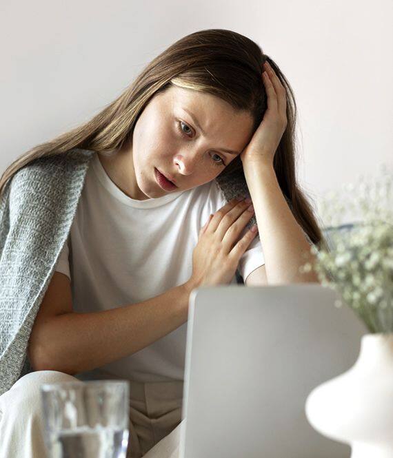 ताण आराम, झोप, व्यायाम आणि संतुलित आहाराने कमी होऊ शकतो, पण डिप्रेशनसाठी तज्ज्ञांचा सल्ला घेणे आवश्यक आहे.