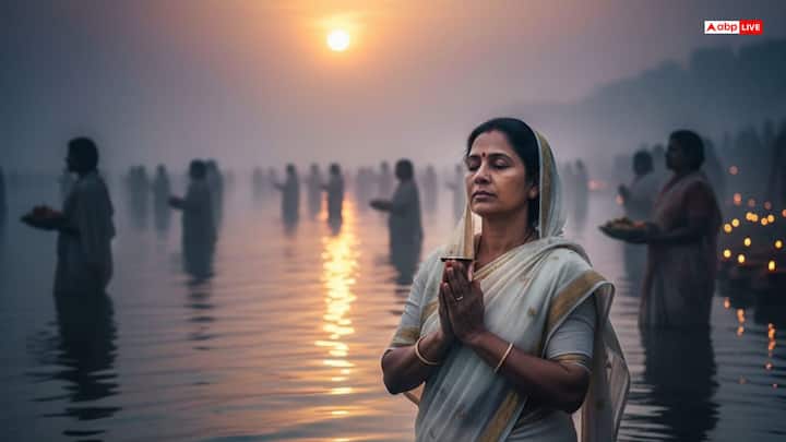 खरना के दिन व्रती सूर्योदय से पहले उठकर स्नान-ध्यान करते हैं. इसके बाद छठी मैया और सूर्य देव का स्मरण कर पूरे दिन निर्जला व्रत का संकल्प लेते हैं. शाम को सूर्यास्त के बाद व्रती स्वयं प्रसाद तैयार करते हैं और पूजा संपन्न करते हैं.