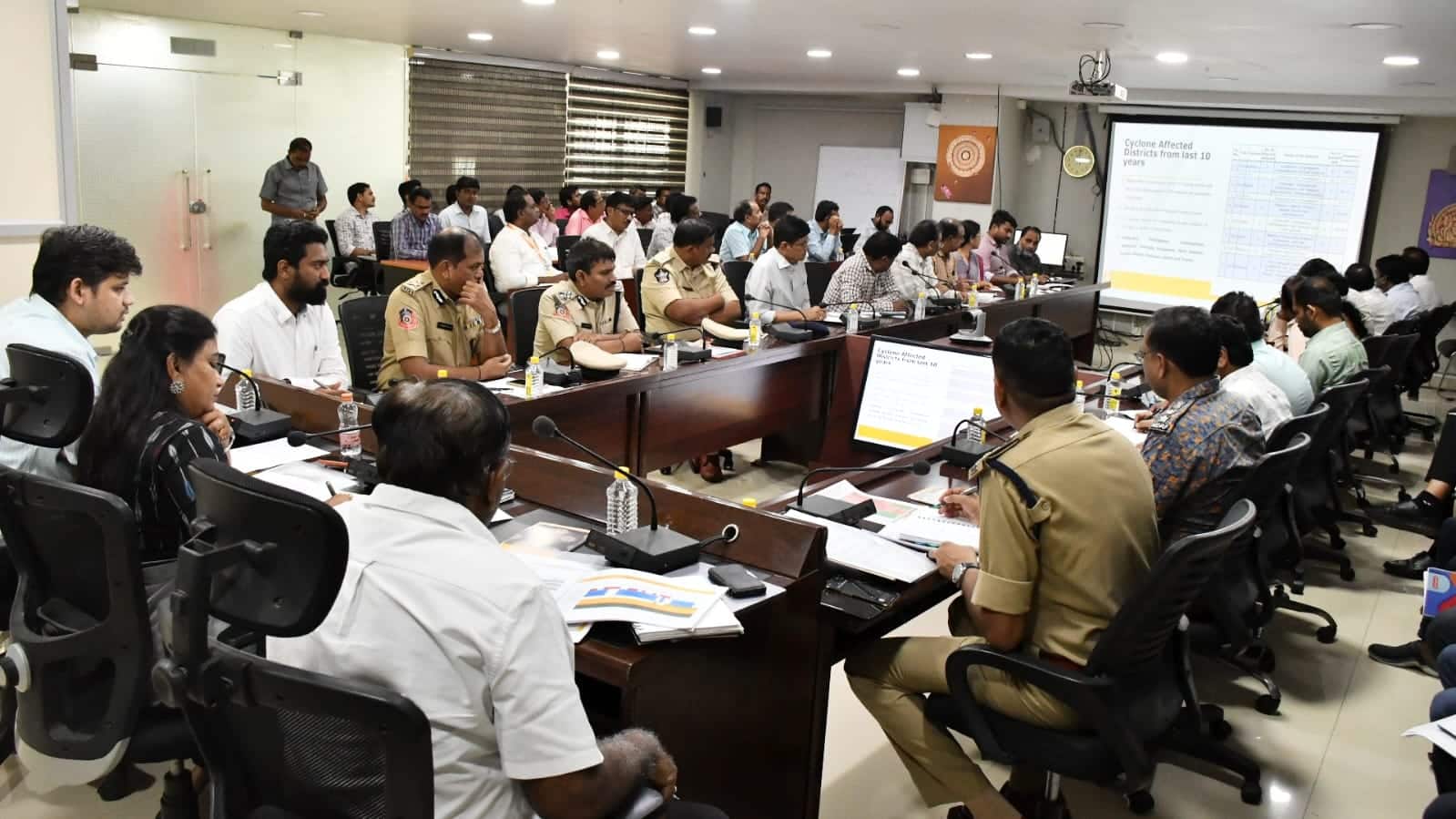 AP Control Room Numbers: ఏపీకి తుపాను ముప్పు.. జిల్లాల వారీగా కంట్రోల్ రూం నెంబర్స్ ఏర్పాటు చేసిన ప్రభుత్వం