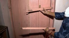 টালিগঞ্জে তুমুল তাণ্ডব! শব্দবাজির প্রতিবাদ করায় মহিলাদের বেল্ট দিয়ে মারধর