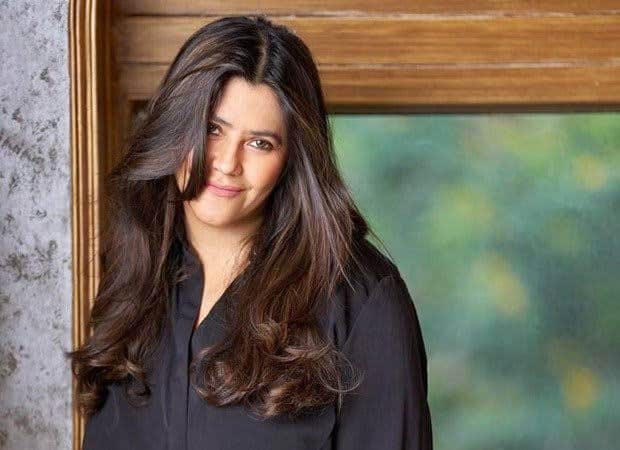 एकता कपूर ने अपने मेहनत और टैलेंट से बालाजी टेलीफिल्म्स का नाम ऊंचाइयों तक पहुंचाया है. आज वो करोड़ों की संपत्ति की मालकिन हैं. रिपोर्ट्स की मानें तो एकता कपूर की नेटवर्थ करीब 95 करोड़ रुपए हैं. टीवी की क्वीन कई लग्जरियस गाड़ी की मालकिन हैं और अब मुंबई में अपनी आलीशान जिंदगी एंजॉय करती हैं.