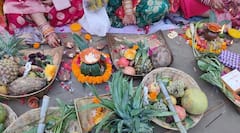 Chhath 2025: वाराणसी में छठ महापर्व की धूम, काशी गंगा घाट पर उमड़ा लोगों का हुजूम, देखें तस्वीरें