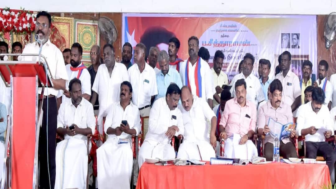 No one can divide us who have the same ideology: Thirumavalavan assures tnn ஒரே கொள்கை கொண்ட எங்களை யாராலும் பிரிக்க முடியாது: திருமாவளவன் உறுதி