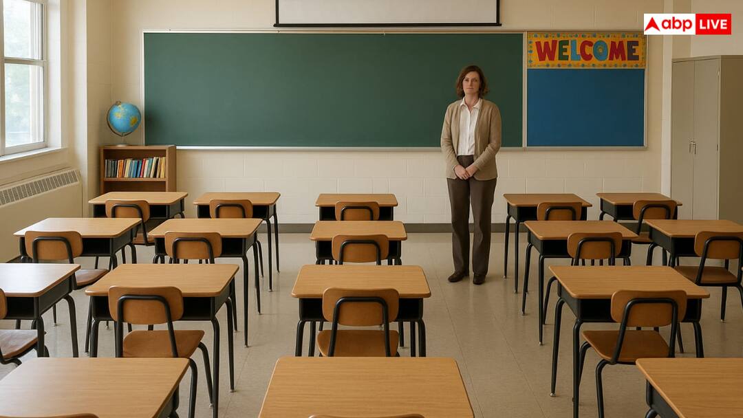 देशभर में 8 हजार स्कूलों में एक भी बच्चा नहीं, फिर भी तैनात हैं 20 हजार से ज्यादा टीचर; रिपोर्ट में हुआ खुलासा Shocking Over 8000 Schools in India Have Zero Students but 20000 Teachers Report देशभर में 8 हजार स्कूलों में एक भी बच्चा नहीं, फिर भी तैनात हैं 20 हजार से ज्यादा टीचर; रिपोर्ट में हुआ खुलासा