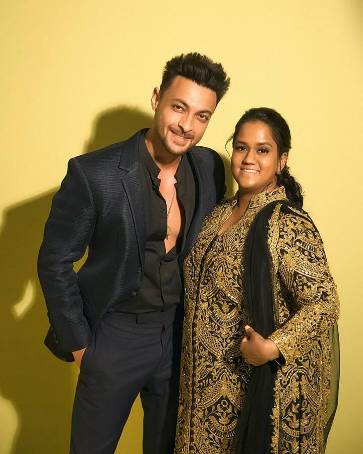 आयुष शर्मा ने 18 नवंबर 2014 को सलमान खान की बहन अर्पिता खान से शादी की थी.