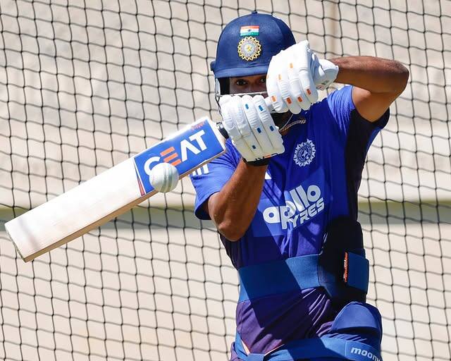 दुसऱ्या एकदिवसीय सामन्यात श्रेयस अय्यरने अर्धशतक झळकावत चांगली कामगिरी केली. तथापि, श्रेयस अय्यरची सध्याची प्रकृती पाहता पुन्हा क्रिकेटच्या मैदानात परतण्यासाठी बराच वेळ लागण्याची शक्यता आहे.