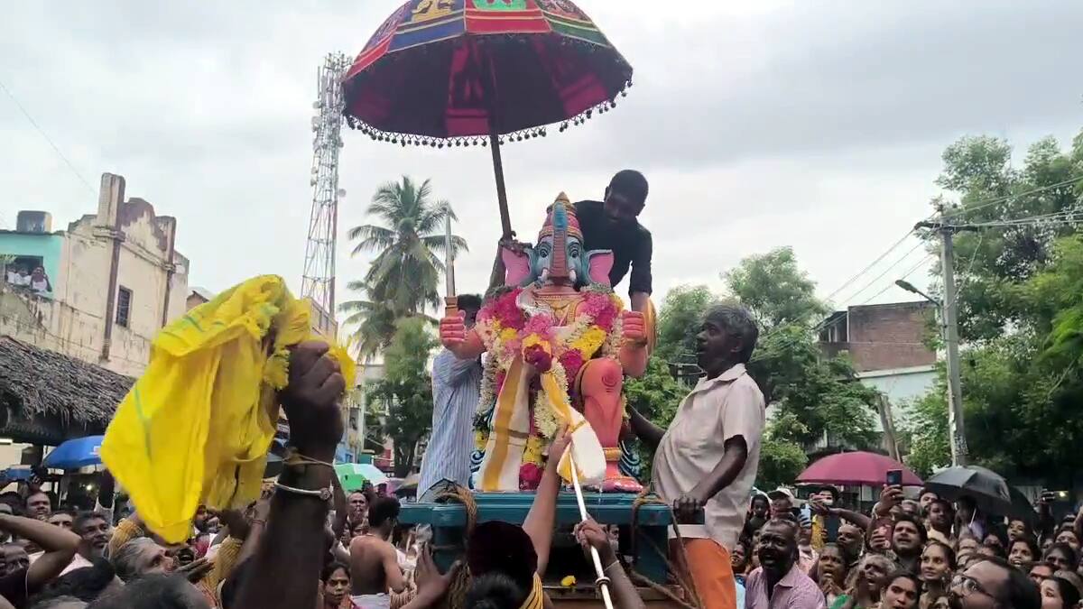 கந்த சஷ்டி: பெரியகுளம், தேனியில் சூரசம்ஹாரம் கோலாகலம்! பக்தர்கள் பரவசம், தரிசனம் செய்த கோயில்கள் இதோ!