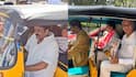 BRS With Auto Drivers: బాకీ కార్డు ఉద్యమాన్ని ముమ్మరం చేసిన బీఆర్ఎస్.. ఆటోడ్రైవర్లకు రూ.24 వేలు చెల్లించాలని డిమాండ్