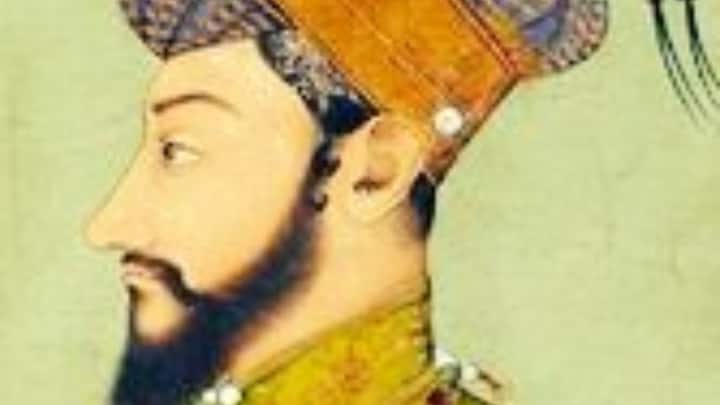 प्रसिद्ध फ़्रेंच यात्री फ़्रांसुआ बर्नियर ने बताया  ज्योतिषियों की सलाह पर औरंगजेब ने 6 दिसंबर 1664 को दोपहर तीन बजे दक्षिण के लिए प्रस्थान किया. उसका मानना था कि लंबी यात्रा के लिए यही समय सबसे शुभ है.
