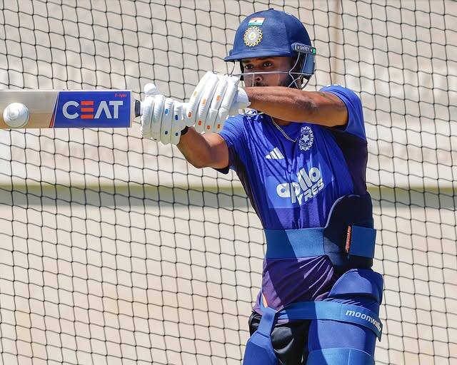 भारत आणि दक्षिण आफ्रिका यांच्यातील एकदिवसीय मालिका 30 नोव्हेंबरपासून सुरू होईल. पहिला एकदिवसीय सामना 30 नोव्हेंबर रोजी खेळला जाईल, त्यानंतर दुसरा 3 डिसेंबर रोजी आणि तिसरा 6 डिसेंबर रोजी होईल.