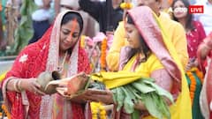 दिल्ली के घाटों पर दिखा भक्ति और लोक संस्कृति का संगम, छठ पर्व पर रेखा गुप्ता ने की पूजा-अर्चना