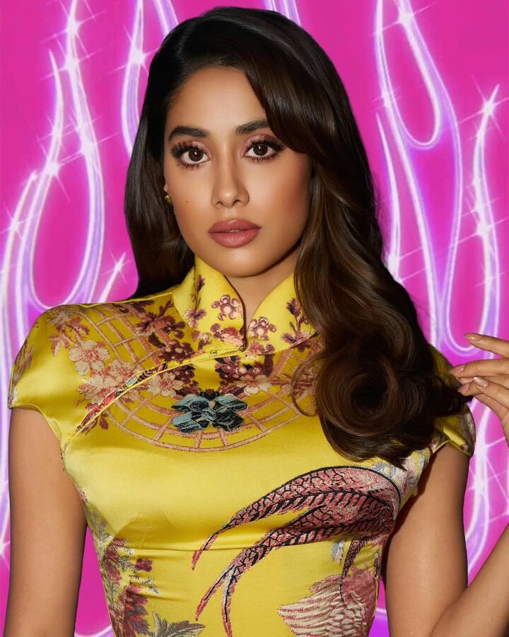 Janhvi’s red carpet moment symbolised how a new generation of Bollywood actresses are turning to archival fashion to express individuality and reverence for design history. (All Image: Janhvi Kapoor/Instagram.)