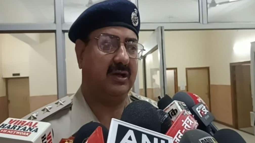 EXPLAINED: 54 'डंकियों' को भारत डिपोर्ट किया, 'डंकी रूट' पर इज्जत से लेकर मौत का जोखिम, फिर क्यों जाते भारतीय?