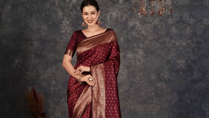 कहते हैं, अगर किसी लड़की की शादी में बनारसी साड़ी नहीं है, तो उसकी पेटी अधूरी मानी जाती है. और यह बात यूं ही नहीं कही जाती, क्योंकि इस साड़ी के हर धागे में मेहनत, परंपरा और कारीगरी की वो चमक होती है जो पीढ़ियों से चली आ रही है.