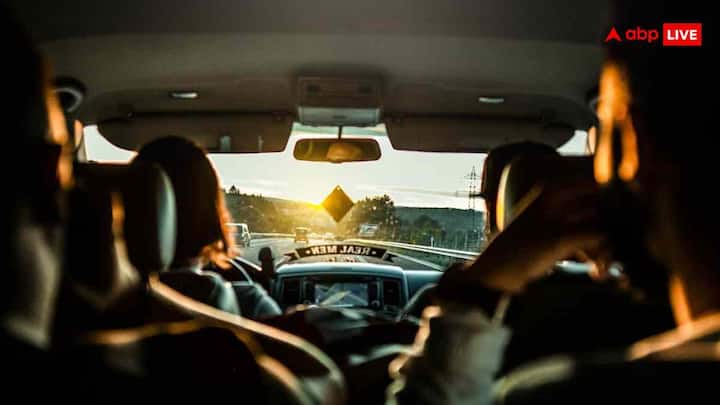 दुनिया के कई देशों में गाड़ी राइट साइड चलती है. इनमें उत्तर अमेरिका, कनाडा, फ्रांस, स्पेन, इटली, जर्मनी, चीन, रूस और दक्षिण अमेरिका कई देश शामिल हैं.