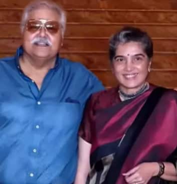 After some time, Satish Shah and Madhu Shah got a chance to work again on the sets of the film 'Saath Saath' (1982). Here Satish Shah proposed Madhu again but again she said no.