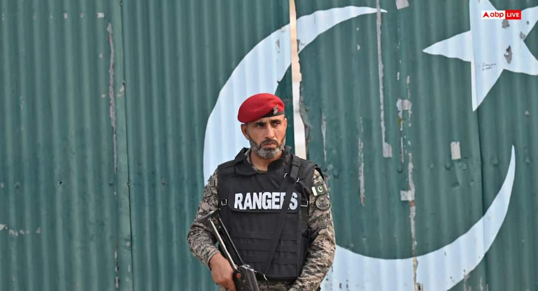 ‘हिंदुओं ने कभी इतनी क्रूरता नहीं…’, मौलवी ने PAK आर्मी के खिलाफ दिया बयान तो डरे आसिम मुनीर ‘हिंदुओं ने कभी इतनी क्रूरता नहीं…’, मौलवी ने PAK आर्मी के खिलाफ दिया बयान तो डरे आसिम मुनीर