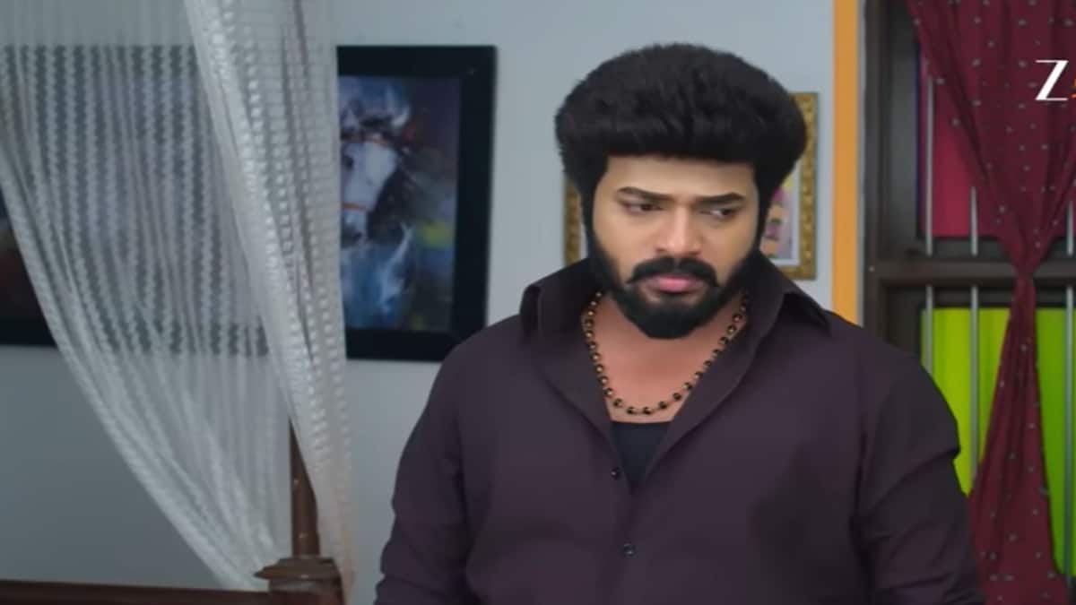 Karthigai Deepam: சிவனாண்டி வைத்த நாட்டு வெடிகுண்டு.. தப்புமா கார்த்திக் உயிர்? கார்த்திகை தீபத்தில் இன்று