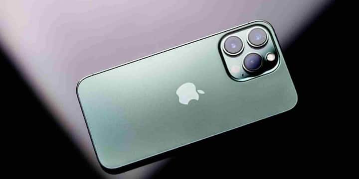 Apple के को-फाउंडर स्टीव जॉब्स के मुताबिक, “i” के पांच मुख्य अर्थ हैं Internet (इंटरनेट), Individual (व्यक्तिगत), Instruct (सीखाना), Inform (सूचित करना), Inspire (प्रेरित करना).