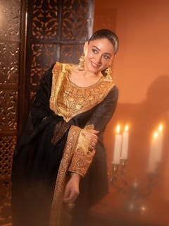 माही विज की 10 तस्वीरें, 14 साल बाद पति जय से हो रही हैं अलग