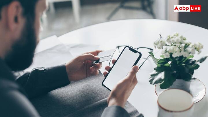 అంతేకాకుండా పాస్‌వర్డ్‌ను క్రియేట్ చేసేటప్పుడు, జిమెయిల్ చాలా ముఖ్యమైనది అని గుర్తుంచుకోండి. అందువల్ల, దీని కోసం తయారు చేసిన పాస్వర్డ్ ఇతర అన్ని యాప్‌లకు భిన్నంగా ఉండాలి, తద్వారా ఎటువంటి లూప్హోల్ ఉండకూడదు.