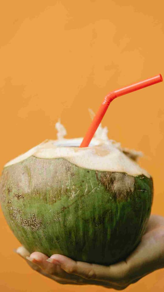 एका आठवड्यात किती दिवस नारळ पाणी प्यावे?