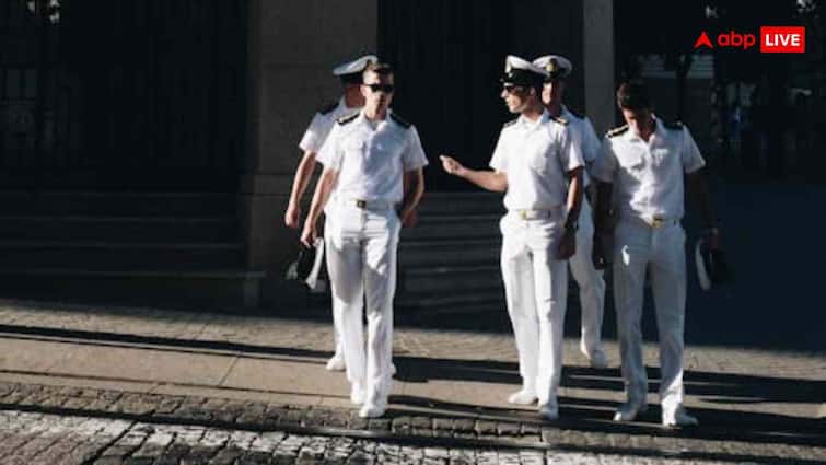 मर्चेंट नेवी में जाने के लिए करने होते हैं ये कोर्स, यहां चेक कर लें इंस्टिट्यूट्स की लिस्ट मर्चेंट नेवी में जाने के लिए करने होते हैं ये कोर्स, यहां चेक कर लें इंस्टिट्यूट्स की लिस्ट