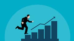 Lucky Signs: সবথেকে সৌভাগ্যশালী হয় এই ৩ রাশি, জীবনে আর্থিক সীমাবদ্ধতা থাকে না; কঠোর পরিশ্রমে হাসিল করে সাফল্য