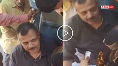 Video: झेलम एक्सप्रेस में पकड़ा गया फर्जी TTE, ट्रेन में  बिना टिकट यात्रियों से वसूल रहा था पैसे, देखें वीडियो