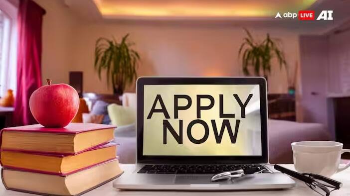 ફાયનાન્સ સ્ટ્રીમ માટે શૈક્ષણિક લાયકાત થોડી અલગ છે. CA અથવા CMA ઉમેદવારો આ પદ માટે અરજી કરી શકે છે. આ પદ ફાયનાન્સ બેકગ્રાઉન્ડ ધરાવતા ઉમેદવારો માટે ખાસ કરીને સારી તક માનવામાં આવે છે.