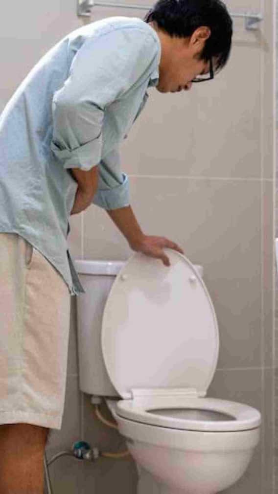 आंतों में जमा मल चुटकियों में कैसे निकालें?