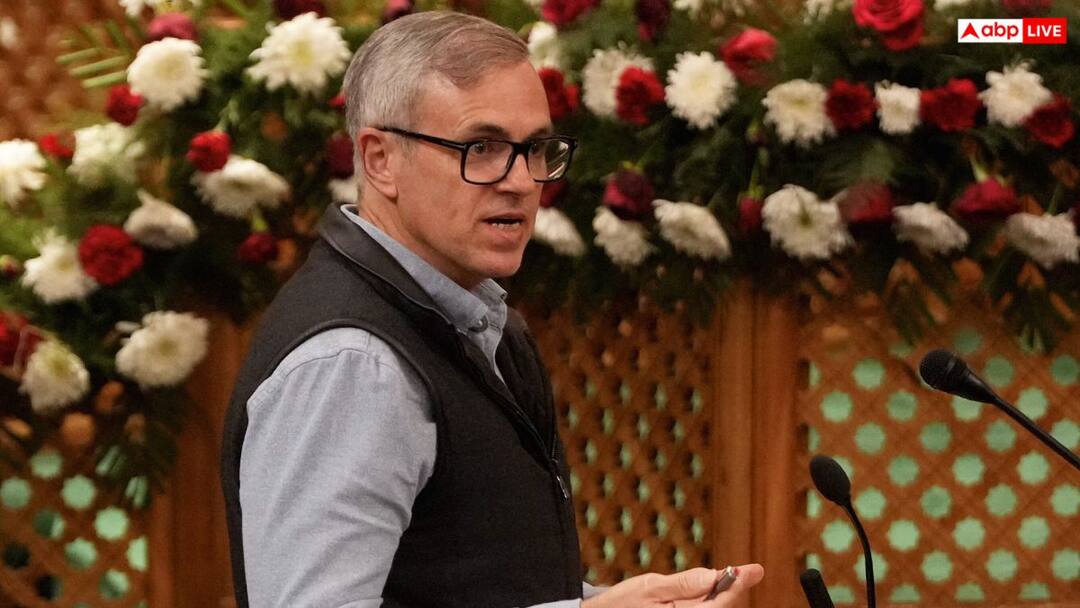 Omar Abdullah government expands Hindi coverage implements trilingual system ann Jammu Kashmir News: उमर अब्दुल्ला सरकार ने बढ़ाया हिंदी का दायरा, जम्मू-कश्मीर में त्रिभाषी सिस्टम किया लागू