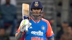 पहले टी20 में सूर्यकुमार यादव ने रचा इतिहास, ऐसा करने वाले दुनिया के 5वें बल्लेबाज बने