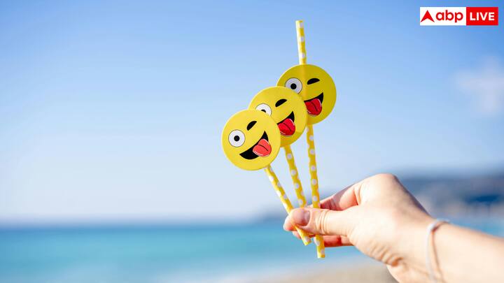 इमोजी का ग्लोबल इस्तेमाल 2010 के बाद से शुरू हुआ, जब गूगल और एप्पल ने मिलकर इसे स्टैंडर्डाइज कर दिया. इस तरह इमोजी हमारी चैटिंग का हिस्सा बन गए.