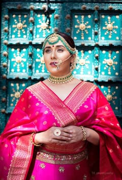 Tejaswini Lonnari photos : गोरी गोरी पान अन् सौंदर्याची खाण; शिवसेना नेते सदा सरवणकरांची होणारी सून तेजस्विनी लोणारी दिसते एकदम झक्कास!